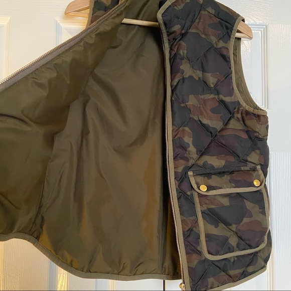J Crew puffy vest - Picture 4 of 4